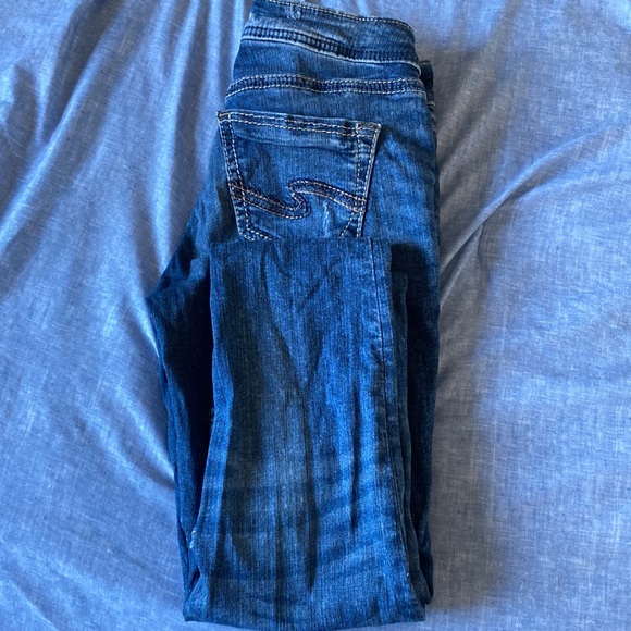 Silver jeans co- best jean brand - Picture 3 of 3